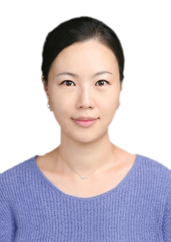 윤지영 선임연구위원 프로필 사진